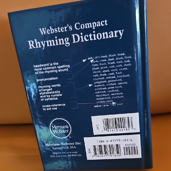 Webster's Compact Rhyming Dictionary - Picture 3 of 5